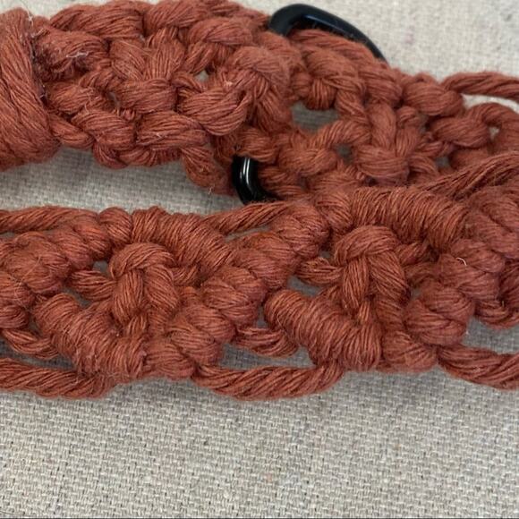 Handmade macrame dog collar in Muted Red 17" non adjustable - Picture 2 of 12